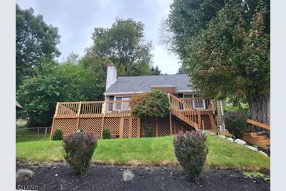 69 Birch Pkwy, Byram Township, NJ 07871 - Photo 3