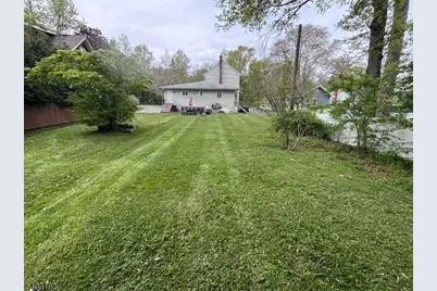 81 Summit Ave, Chatham, NJ 07928 - Photo 9