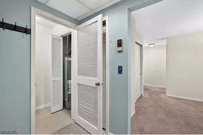 92 Jamestown Rd, Bernards Township, NJ 07920 - Photo 11