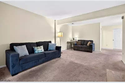 92 Jamestown Rd, Bernards Township, NJ 07920 - Photo 3