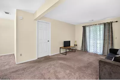 92 Jamestown Rd, Bernards Township, NJ 07920 - Photo 9