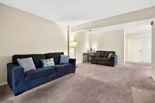 92 Jamestown Rd, Bernards Township, NJ 07920 - Photo 5