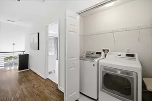 21 Chestnut Ct, Cedar Grove, NJ 07009 - Photo 13