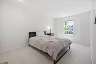 21 Chestnut Ct, Cedar Grove, NJ 07009 - Photo 15