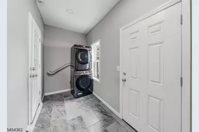 313 Washington Ave, Elizabeth, NJ 07202 - Photo 11