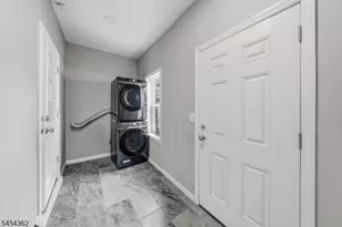 313 Washington Ave, Elizabeth, NJ 07202 - Photo 11