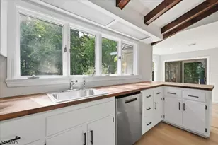 27 Inwood Rd, Berkeley Heights Township, NJ 07922 - Photo 19