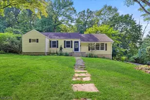 27 Inwood Rd, Berkeley Heights Township, NJ 07922 - Photo 1