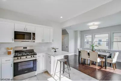 108 Hillside Ter, Irvington, NJ 07111 - Photo 9