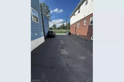1422 Lower Rd, Elizabeth, NJ 07208 - Photo 5