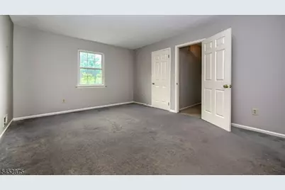 42 Bowfell Ct, Wayne, NJ 07470 - Photo 21