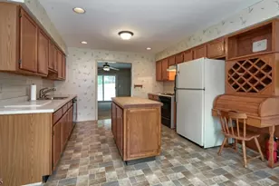 42 Bowfell Ct, Wayne, NJ 07470 - Photo 7