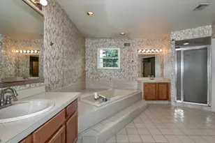 42 Bowfell Ct, Wayne, NJ 07470 - Photo 15