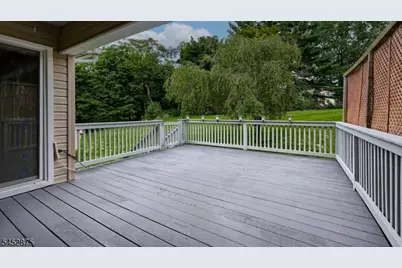 42 Bowfell Ct, Wayne, NJ 07470 - Photo 25