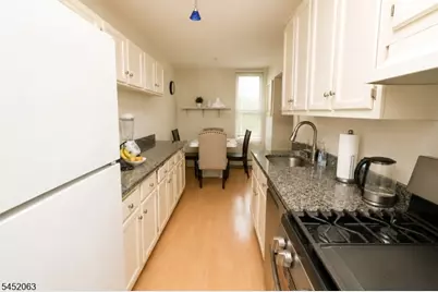 833 Main  Unit #E, Belleville, NJ 07109 - Photo 5