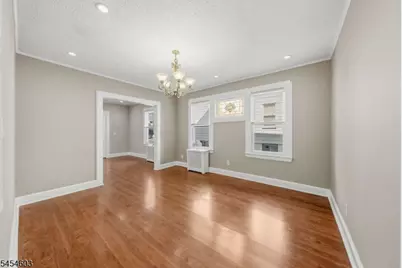17 Boyden Pkwy #1, Maplewood, NJ 07040 - Photo 7