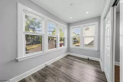 17 Boyden Pkwy #1, Maplewood, NJ 07040 - Photo 11