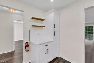 54 Junco Ct, Readington, NJ 08887 - Photo 7