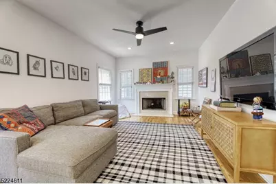204 Lorraine Ave, Montclair, NJ 07043 - Photo 17