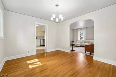 22 Elm St, Tenafly, NJ 07670 - Photo 9