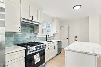 64 E Almira St, Bloomfield, NJ 07003 - Photo 7