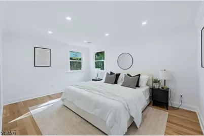34 Clark St, Summit, NJ 07901 - Photo 5