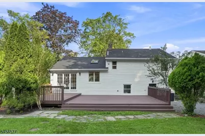 34 Clark St, Summit, NJ 07901 - Photo 9