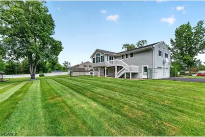 105 Victoria Drive, Clark Township, NJ 07066 - Photo 27