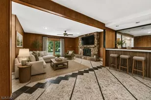 105 Victoria Dr, Clark Township, NJ 07066 - Photo 25