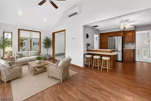 105 Victoria Dr, Clark Township, NJ 07066 - Photo 13