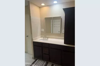 652 Holly Ln, North Brunswick Township, NJ 08902 - Photo 25