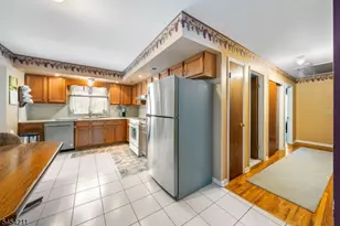 820 Baldwin Ave, Linden, NJ 07036 - Photo 7