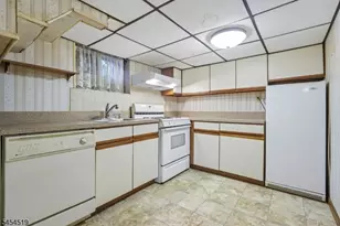 491 Harrison St, Nutley, NJ 07110 - Photo 37