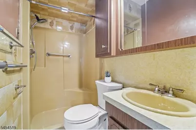 491 Harrison St, Nutley, NJ 07110 - Photo 33