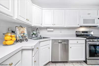 3 Nottingham Ct, Morris Township, NJ 07960 - Photo 7