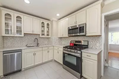 167 Beverly Hill Rd, Clifton, NJ 07012 - Photo 9