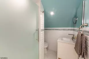 167 Beverly Hill Rd, Clifton, NJ 07012 - Photo 15