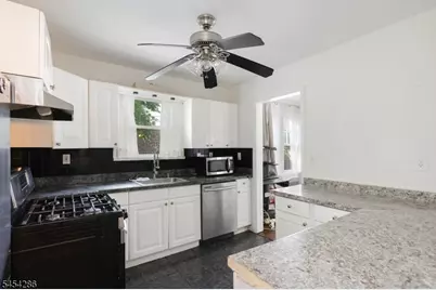 2106 Kay Ave, Union Township, NJ 07083 - Photo 11