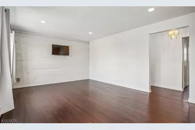 604 Chestnut St #G, Union Township, NJ 07083 - Photo 3
