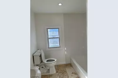 10 Kipp Pl, Paterson, NJ 07513 - Photo 7