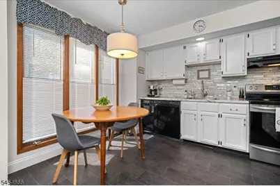 291 Cheyenne Rd, Andover Township, NJ 07848 - Photo 7