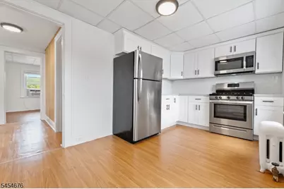 18 Winfield St, West Orange Township, NJ 07052 - Photo 15