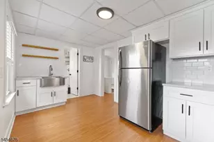 18 Winfield St, West Orange Township, NJ 07052 - Photo 17