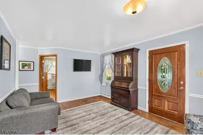 127 N Clark Ave, Somerville, NJ 08876 - Photo 3