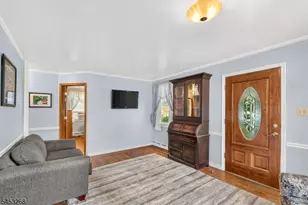 127 N Clark Ave, Somerville, NJ 08876 - Photo 3