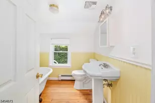 15 Laceytown Rd, Hardyston Township, NJ 07416 - Photo 17