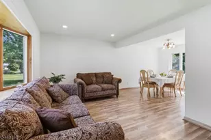 37 Rolling Ridge Rd, West Milford, NJ 07480 - Photo 11