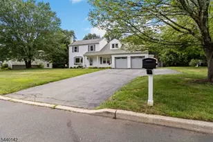 37 Rolling Ridge Rd, West Milford, NJ 07480 - Photo 3