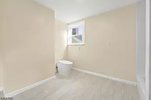 359 S 18th St, Newark, NJ 07103 - Photo 27