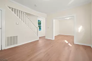 359 S 18th St, Newark, NJ 07103 - Photo 7